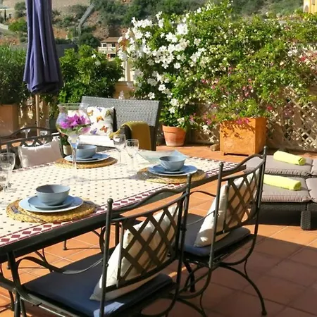 Puerto Soller Seaview Apartment: Private Terrace & Pool Port De Soller